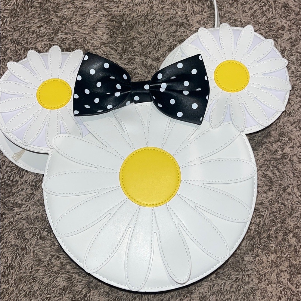 Daisy Flower Crossbody Bag with Bow
